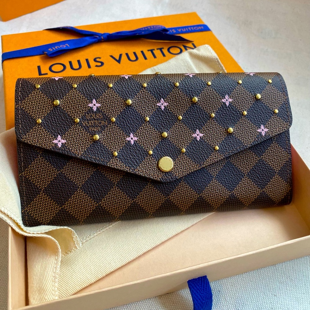 New limited edition LV Damier Sarah Wallet